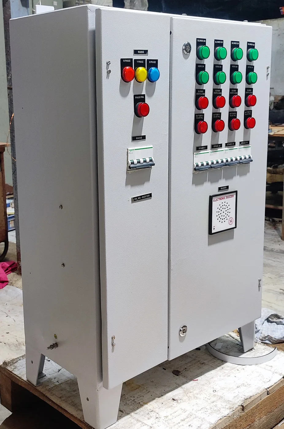Motor control and automation panels